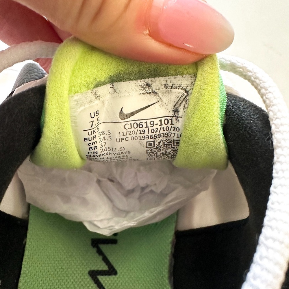 Neon Pink & Green Nike Air70 React Sneakers 7.5 - Picture 8 of 12